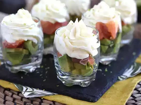 Recipe Smoked salmon and avocado verrines