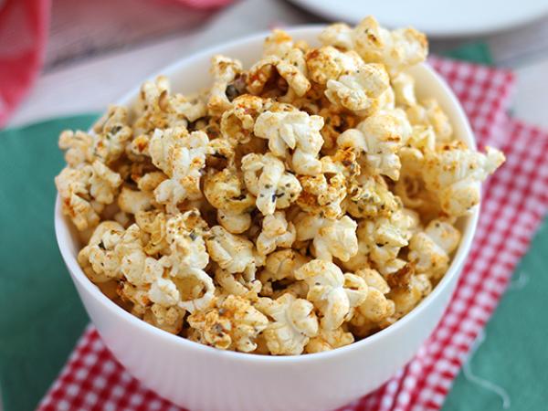 Recipe Pizza-flavoured popcorns