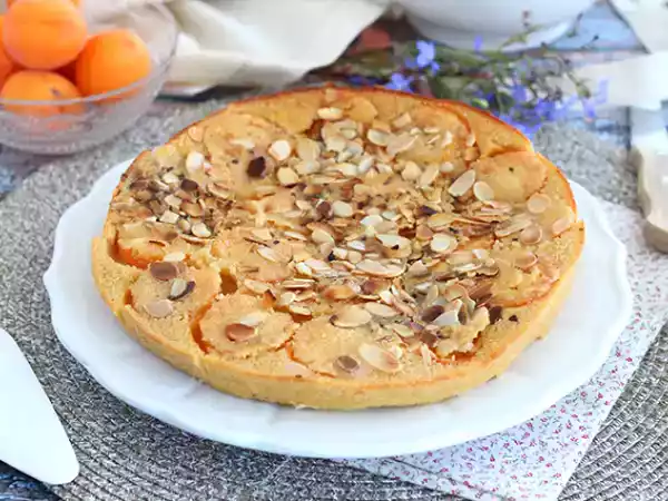 Recipe Apricot clafoutis with grilled almonds
