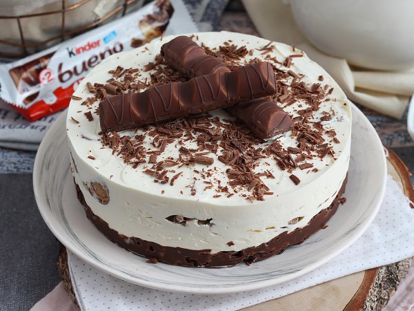 Recipe No bake kinder bueno cheesecake