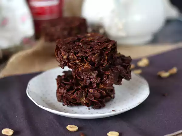 Recipe Crispy chocolate peanut sand roses