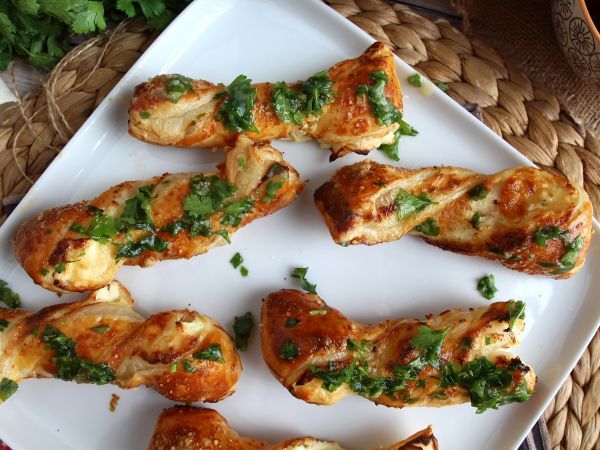 Recipe Cheese twists, the best appetizer