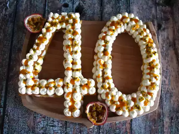 Recipe Exotic number cake with mango and passion fruit