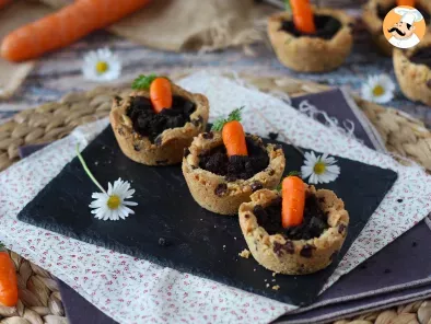 Recipe Cookie cups stuffed with chocolate ganache carrot pot style