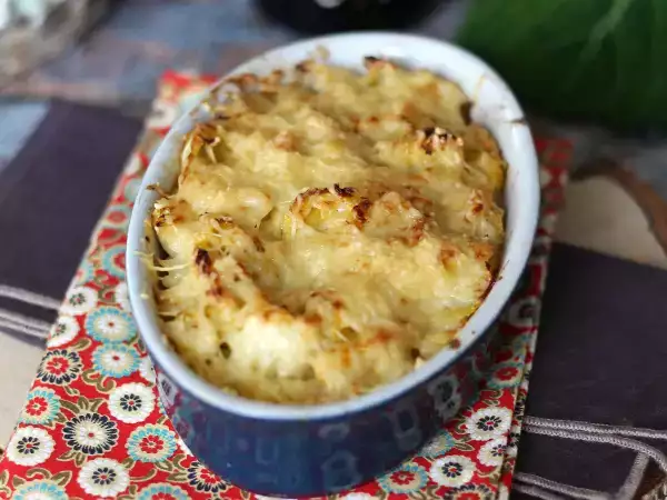 Recipe Super comforting curly kale, béchamel and cheese gratin!
