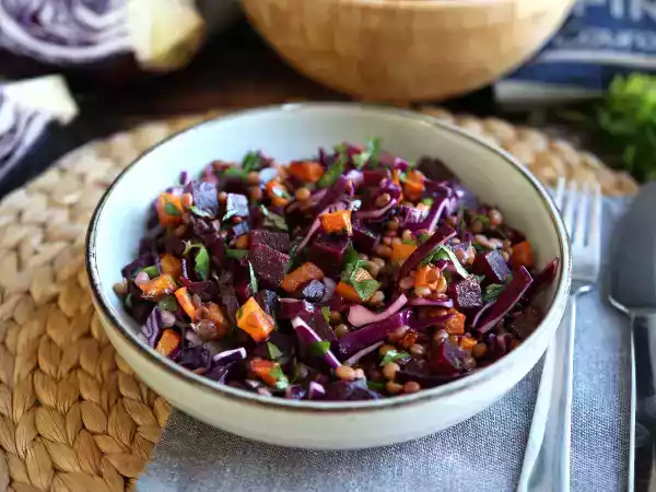 Recipe Lentil, butternut, red cabbage, beet and parsley salad (perfect for fall/winter)