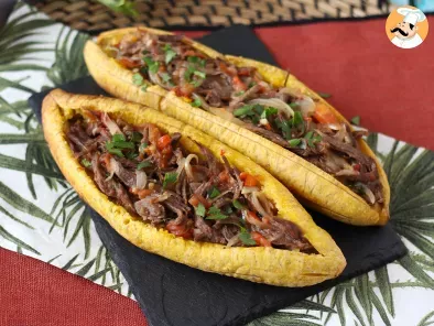 Recipe Plantains stuffed with shredded meat and grated cheese