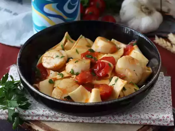 Recipe Pasta with scallops, an elegant seafood dish