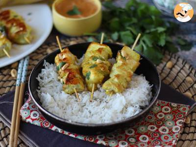 Recipe Chicken skewers with satay sauce, a culinary journey to asia!