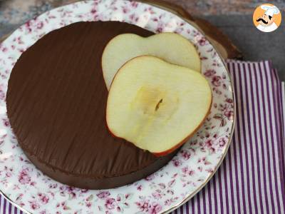 Recipe Chocolate and apple fudge, the super-easy dessert you can make with just 2 ingredients!