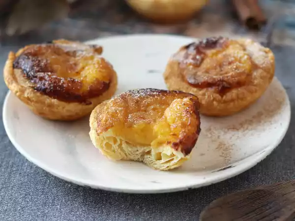 Recipe Pastéis de nata in airfryer. the easy and quick recipe of the traditional portuguese sweet.