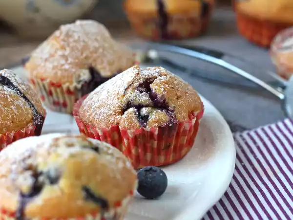 Recipe Blueberry muffins, a mini version of the french tourte des pyrenées!