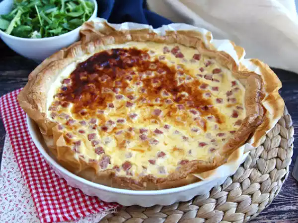 Recipe Light ham, cheese, and yogurt quiche!