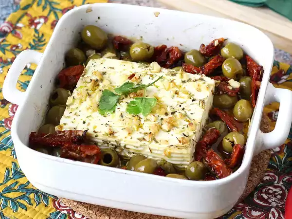 Recipe Baked feta with dried tomatoes and olives, mediterranean style