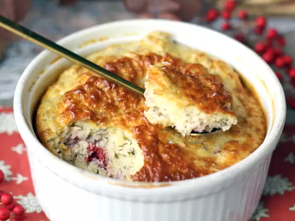 Recipe Super-simple red fruit protein cake