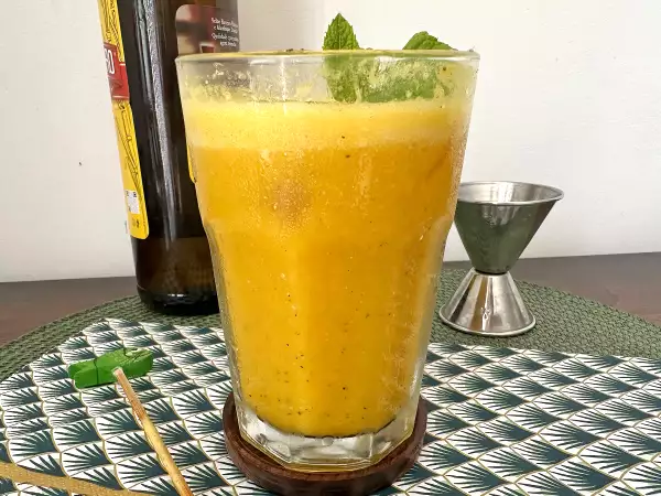 Recipe Caipirinha de maracujá batida: the brazilian passion fruit smoothie cocktail