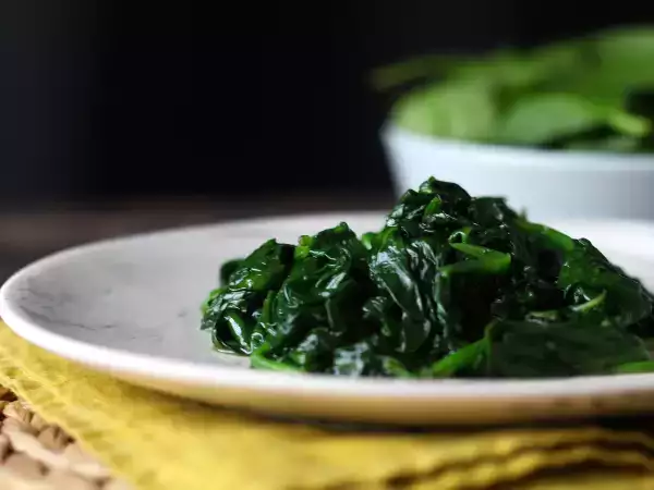 Recipe Pan-fried spinach, the tasty and easy-to-prepare side dish
