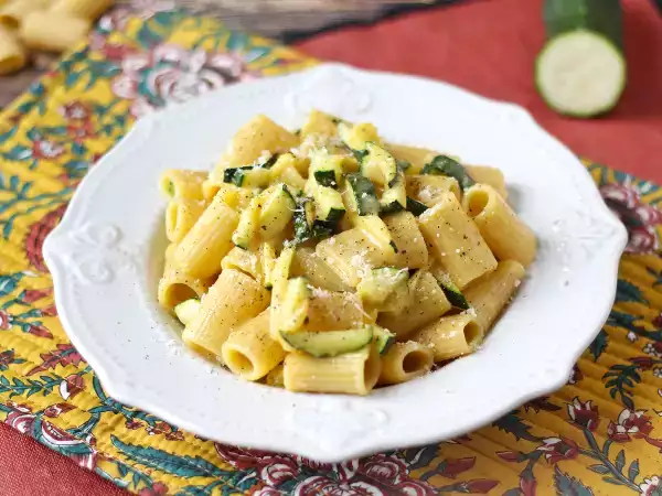 Recipe Zucchini carbonara: the vegetarian and very easy to prepare recipe