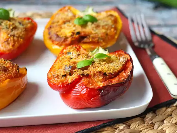 Recipe Baked vegetarian stuffed peppers: the easy and tasty recipe with vegetables and mozzarella cheese