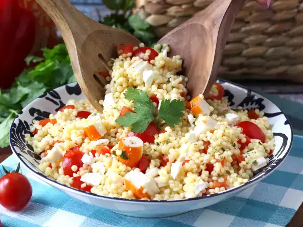Recipe Pearl couscous salad with surimi: fresh, easy, and perfect for summer