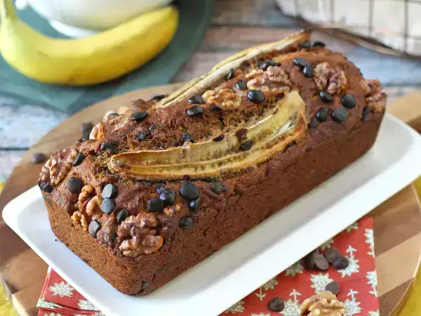 Recipe Vegan banana bread with miso, walnuts and chocolate
