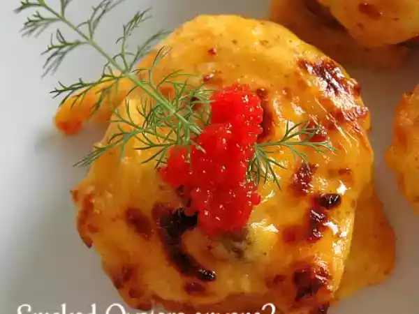 Recipe Easy cooking for effortless entertaining part 1 / smoked oysters smothered in cheese!