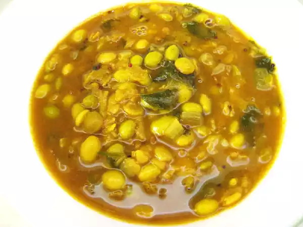 Recipe Mochai payaru sambar ( indian beans sambar)