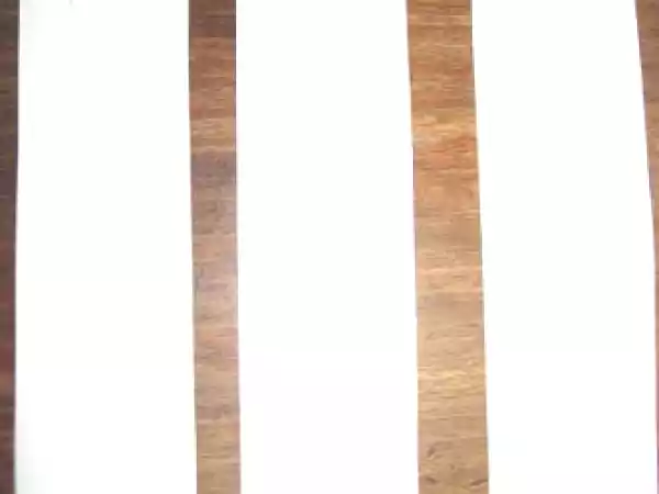 Recipe Step-by-step instructions on how to make a number 4 birthday cake