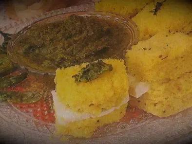 Recipe Sandwich dhokla, sandwich pakodas, bhel masala & chilli pakoda
