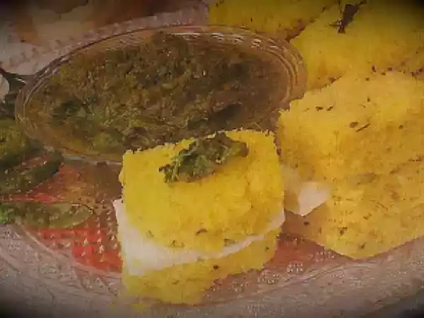 Recipe Sandwich dhokla, sandwich pakodas, bhel masala & chilli pakoda