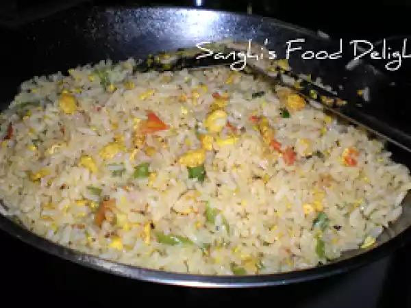 Recipe Tomato egg fried rice, egg dhal curry & an evening snack..!!
