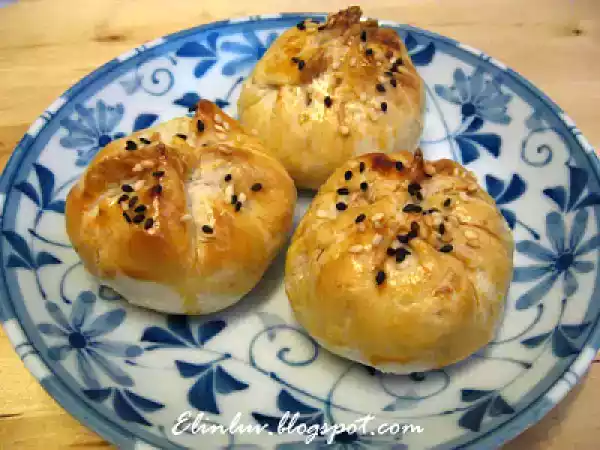 Recipe Crispy bbq pork bun / siu pau