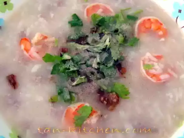 Recipe Thai rice soup with shrimp (khao tom goong)