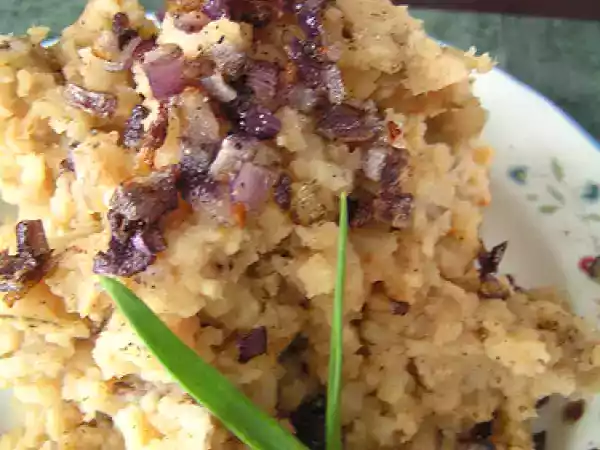 Recipe Miso and roast garlic mashed potatoes