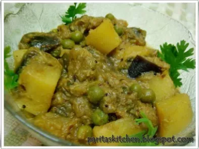 Recipe Brinjal potato green peas curry