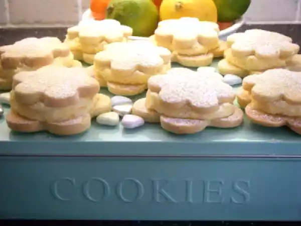 Recipe Citrus cream cookies
