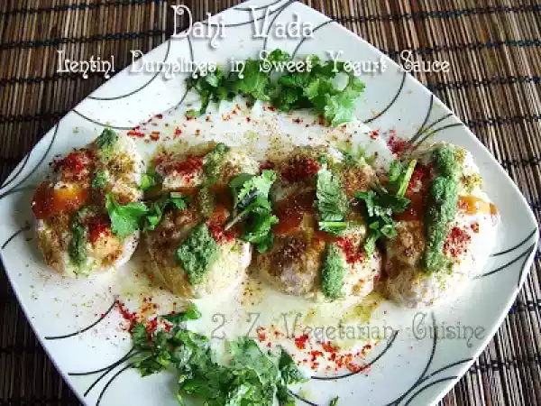 Recipe Dahi vada (lentil dumplings in sweet yogurt sauce)