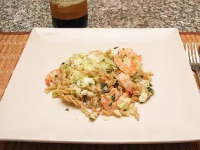 Recipe Shrimp pasta with feta, leeks and mint