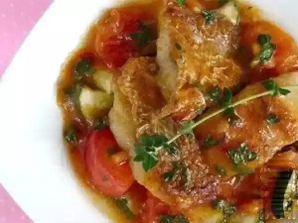 Recipe Red snapper fillet in thymato sauce