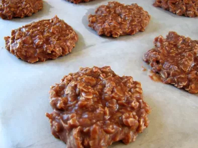 Recipe No-bake chocolate, peanut butter & oatmeal cookies