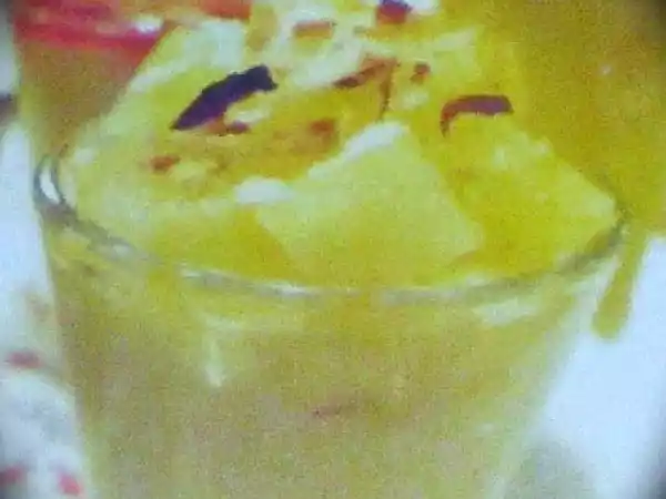 Recipe Brown & polson caramel custard pudding & pineapple with vanilla custard
