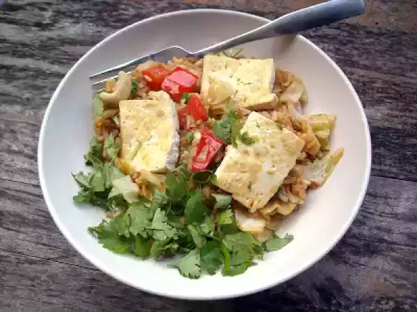 Recipe Gingery tofu and cabbage stir-fry