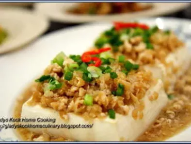 Recipe Steamed bean curd with minced meat and preserved radish recipe