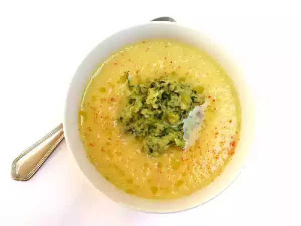 Recipe Chilled pineapple and cucumber soup with a garlic, basil and brazilian nut pesto