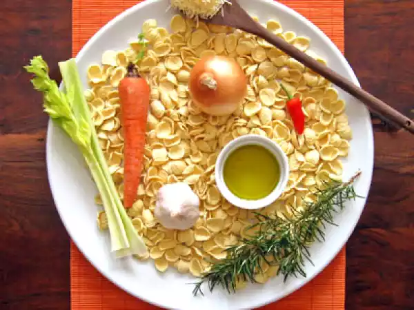Recipe Orecchiette with chickpeas is apulian for pasta