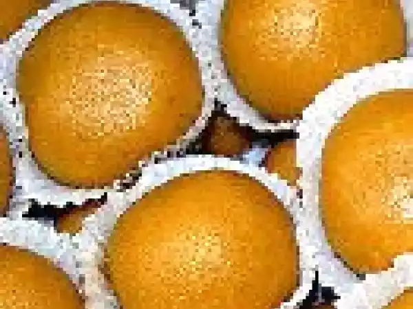 Recipe Kesar peda, coconut barfi, besan chakki & whole wheat flour laddu