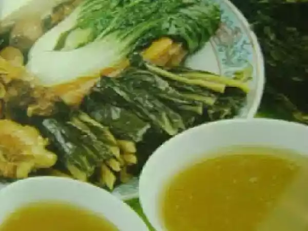 Recipe Dried duck head soup with fresh and dried cabbage