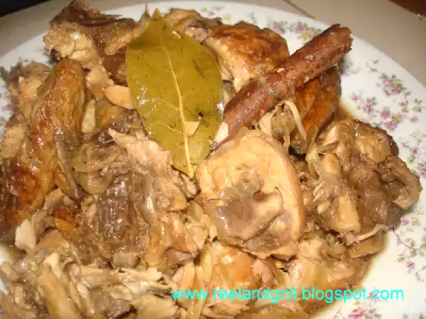 Recipe Paksiw na lechon manok (roast chicken stew in vinegar)