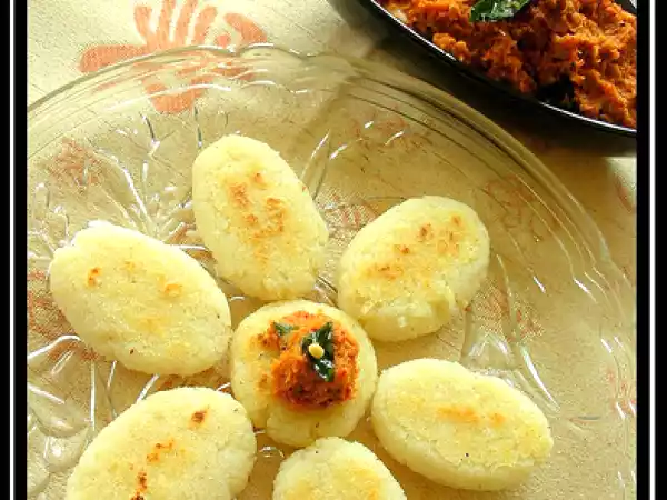Recipe Billa kudumulu / rice rava tikki's & onion chutney and my 100th post..!!