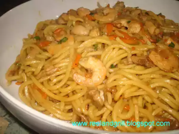Recipe Easy pancit miki (stir-fried egg noodles in soy sauce)